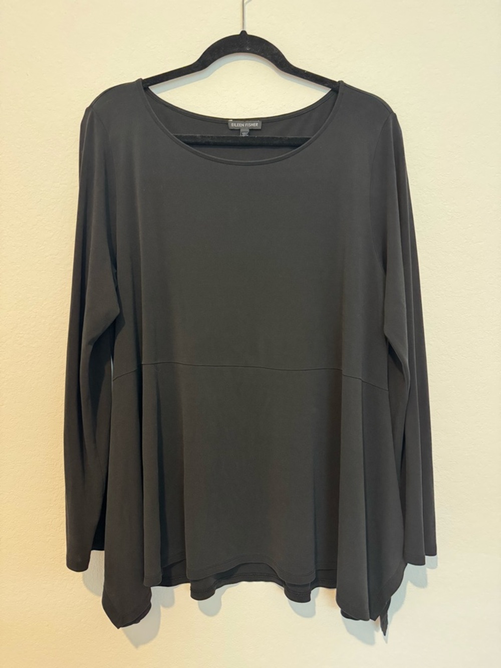 Eileen Fisher Silk Black Long Sleeve Scoop Neck Tunic Top